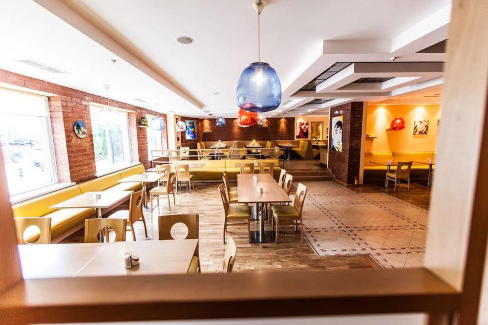 Chagala Atyrau Hotel Εξωτερικό φωτογραφία
