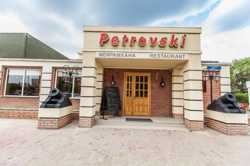 Chagala Atyrau Hotel Εξωτερικό φωτογραφία